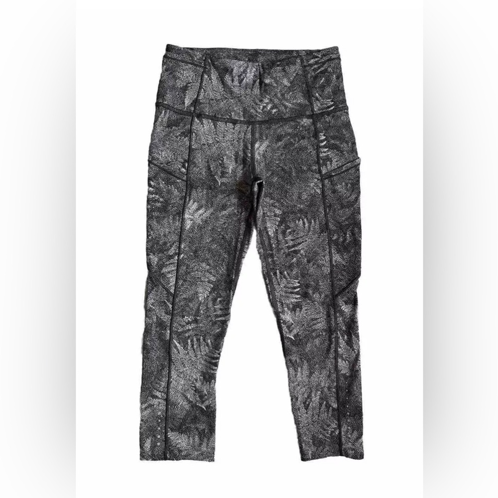 Lululemon Women’s Sz 4 Cropped Leafy Gray High-Rise Fast Free 18” Leggings E-6